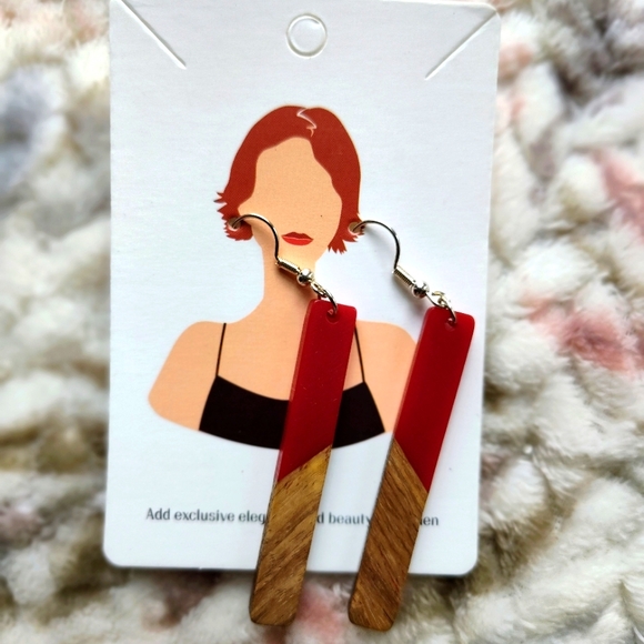 Wood & Resin Earrings - Picture 1 of 3